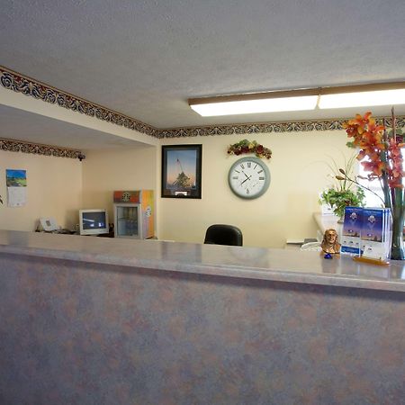 America'S Best Value Inn Litchfield Interior photo