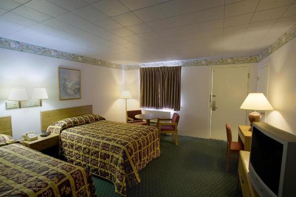 America'S Best Value Inn Litchfield Room photo