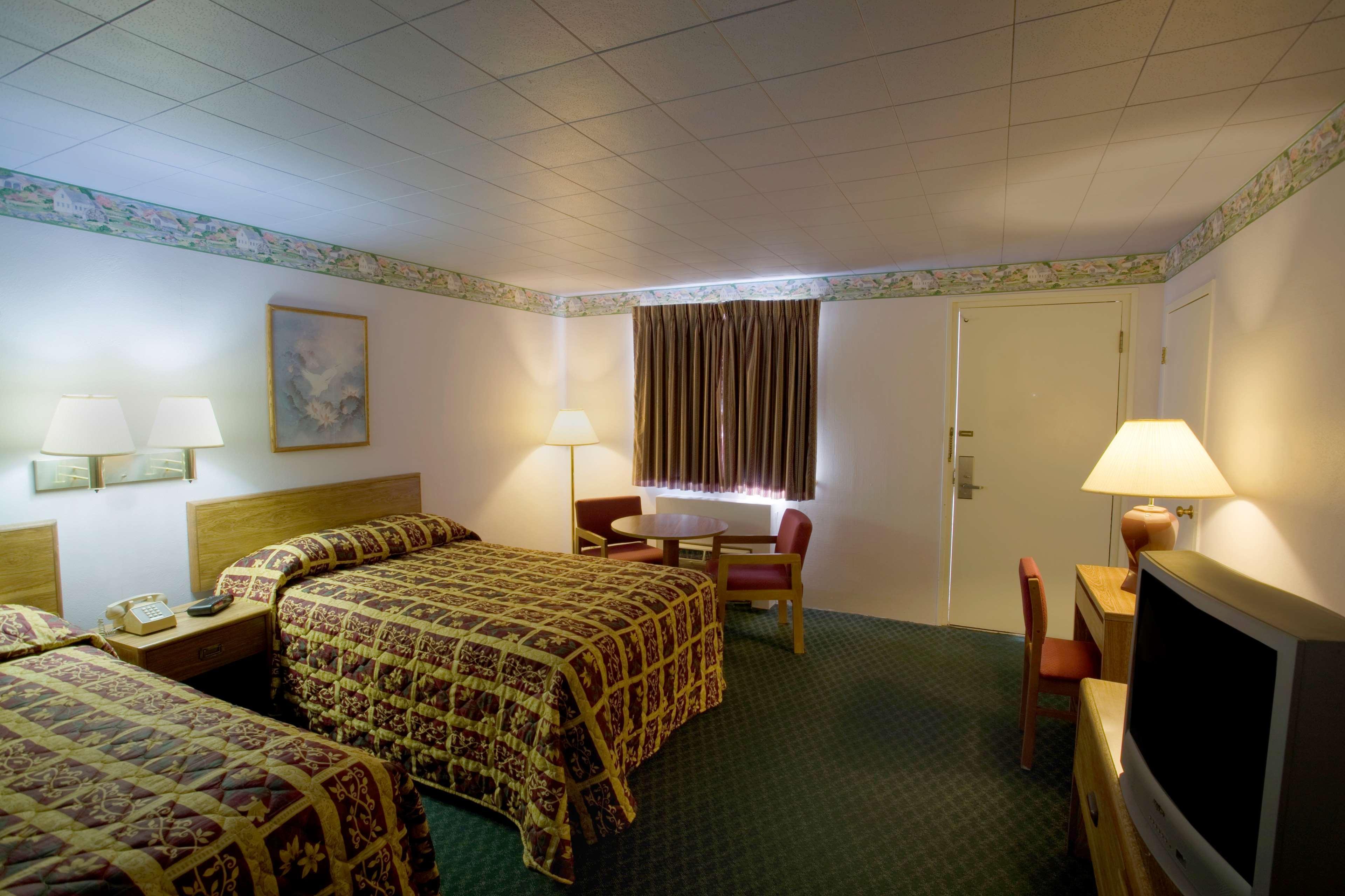 America'S Best Value Inn Litchfield Exterior photo