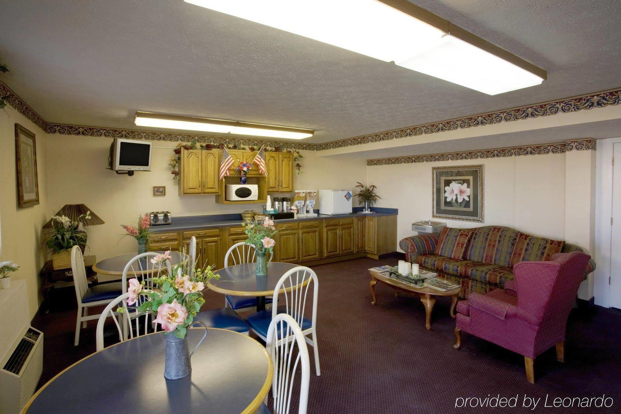 America'S Best Value Inn Litchfield Restaurant photo